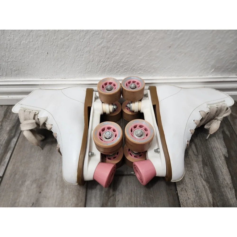 Vintage Chicago Girls Rink Skates White/Pink Size- Junior 3